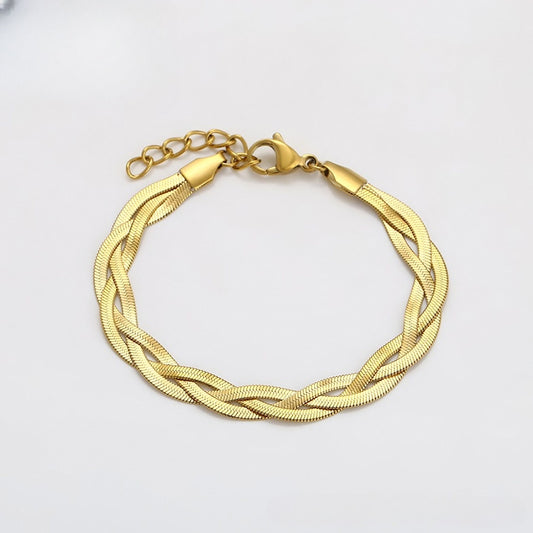 (Keep) Twisted Elegance Gold Bracelet