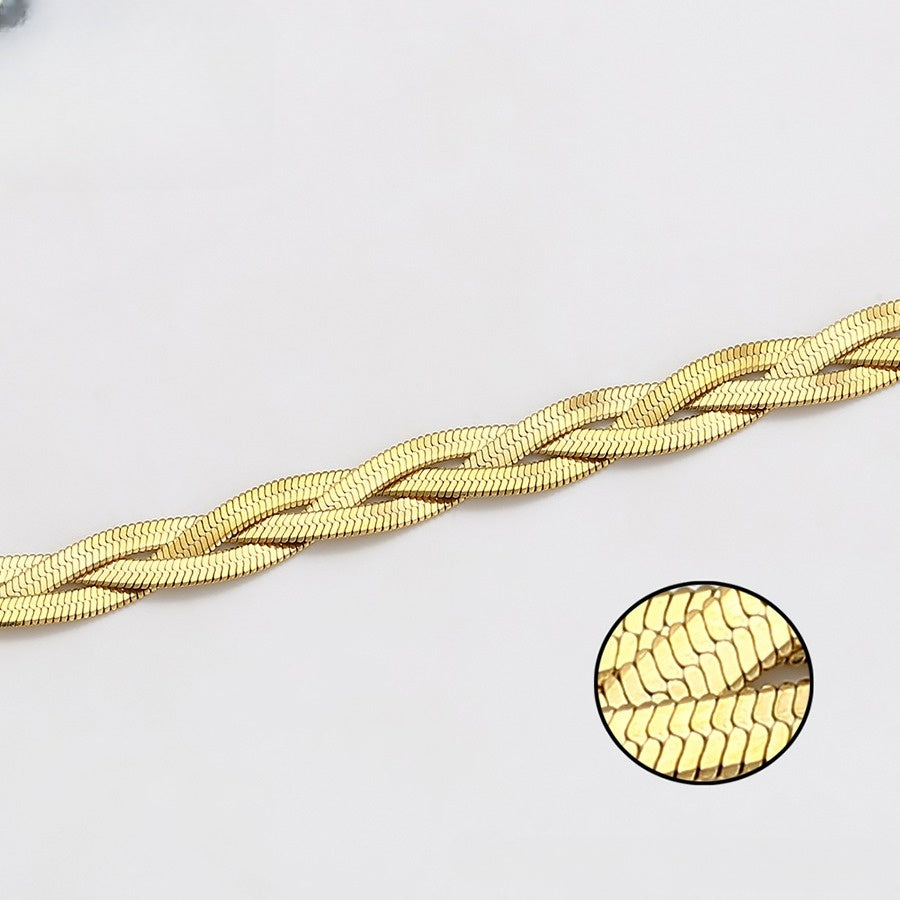 (Keep) Twisted Elegance Gold Bracelet