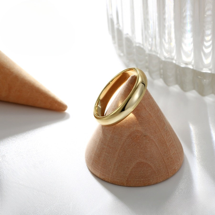 Elegant Gold Ring